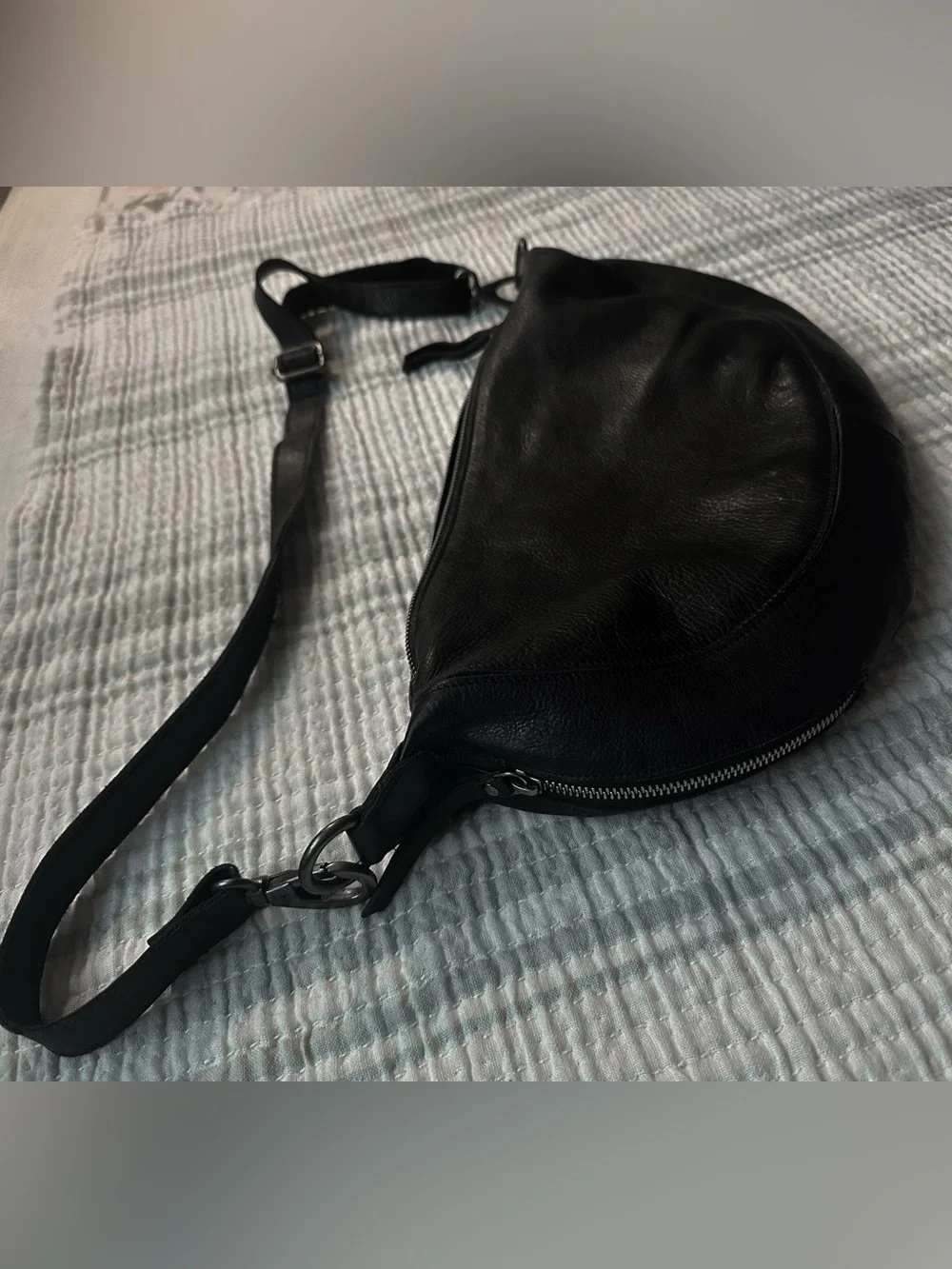 Latico Black Full-Grain Leather Callie Sling Crossbody - EUC - Picture 12 of 16